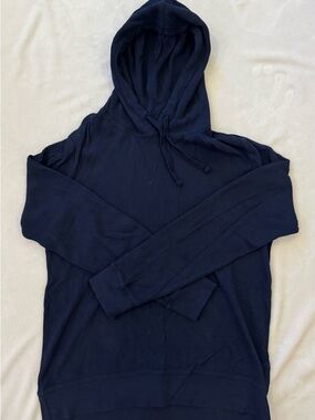 Everlane Men's Navy Hoodie Sweater - Lightweight Waffle Knit